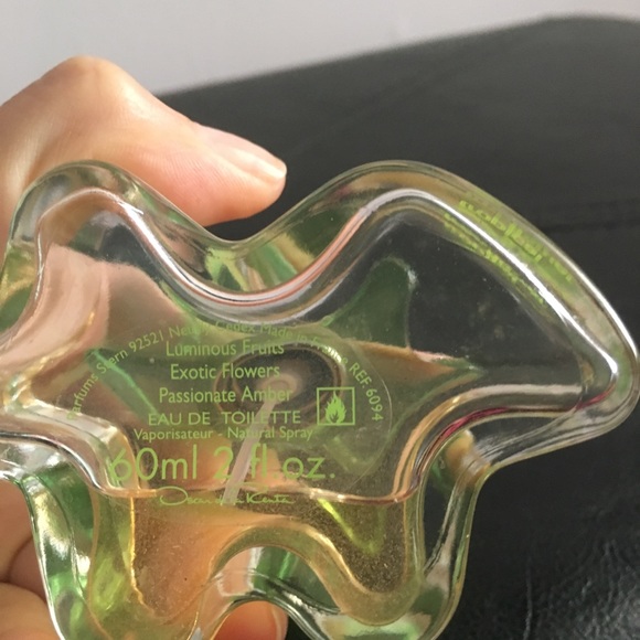 Oscar de la Renta - Picture 4 of 4